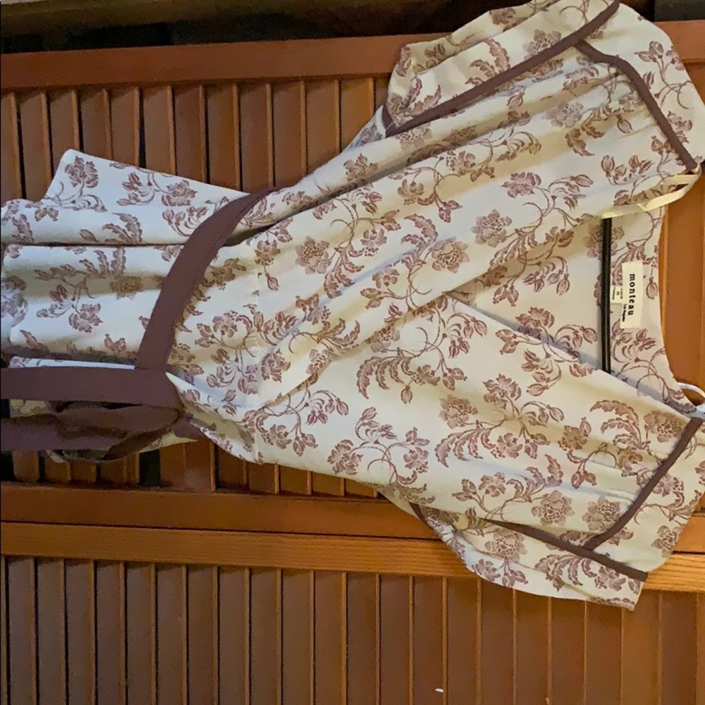 Flowy top